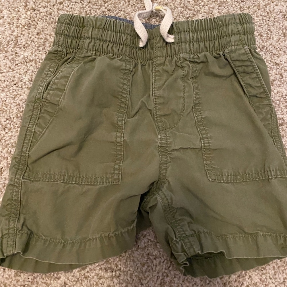 GAP boys 18-24 months shorts